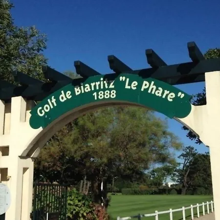 Gardague 1 : Studio Moderne Et Coquet Au Coeur De A 5min A Pied Des Plages Biarritz